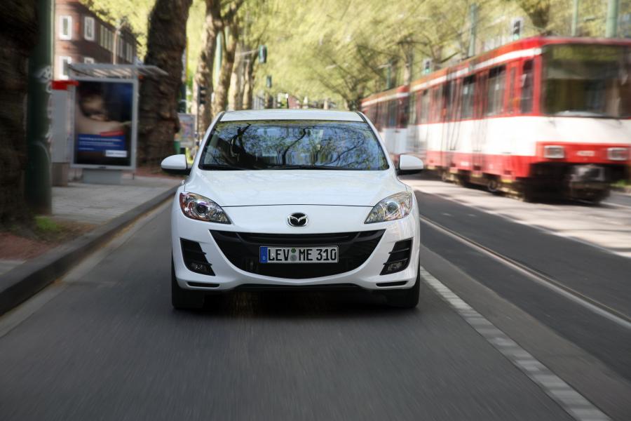  Mazda3 i-stop 2009 года  (фото 19 из 47)